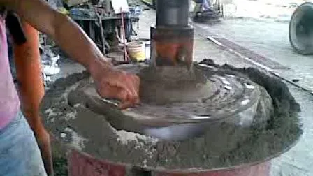 Máquina para fabricar canales de concreto, embrague, alcantarilla, drenaje, canalón y tubería de riego Sy1000 de hilado vertical marca Shengya en África